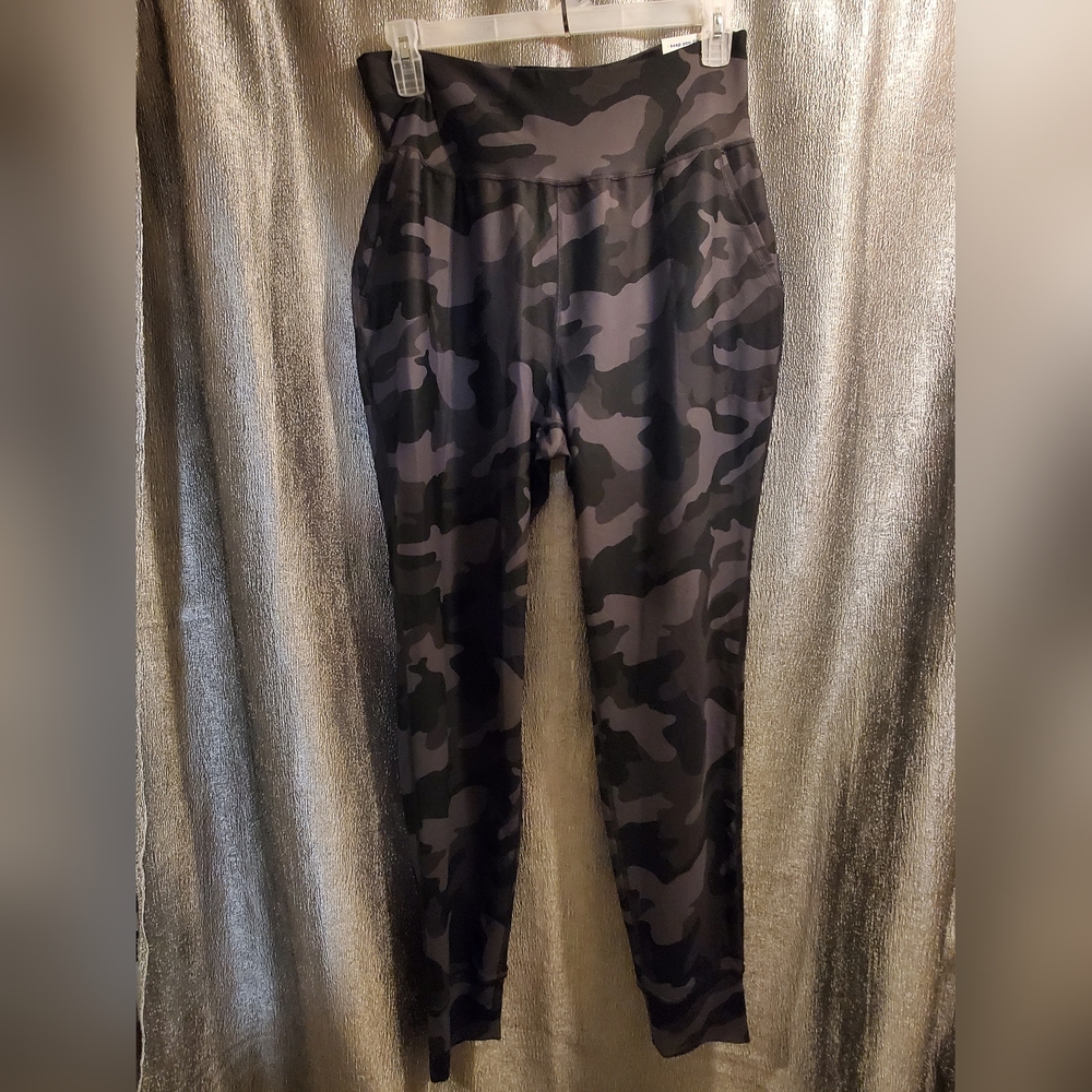 Old Navy Active Jogger